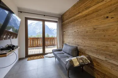 Ein Sitzbereich in der Unterkunft Nationalpark Chalet Hoher Sonnblick