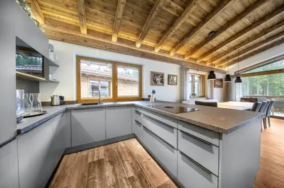 Küche/Küchenzeile in der Unterkunft Nationalpark Chalet Malhamhorn