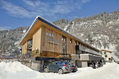 Ein allgemeiner Bergblick oder ein Berglick von der Ferienwohnung aus