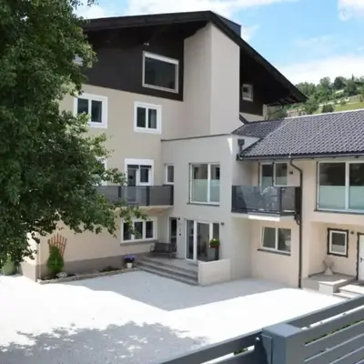 Haus Schnöll Top 1