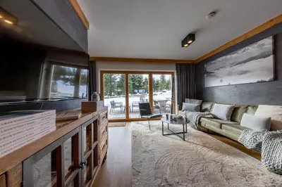 Ein Sitzbereich in der Unterkunft Chalet Zillertal Arena 2
