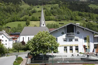 Ein allgemeiner Bergblick oder ein Berglick von der Ferienwohnung aus