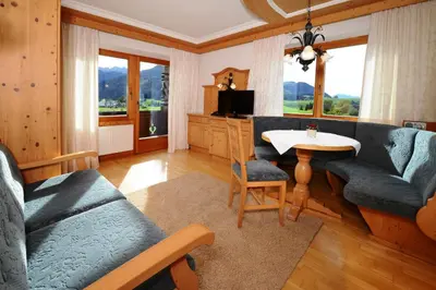 Ein Sitzbereich in der Unterkunft Landhaus Zita