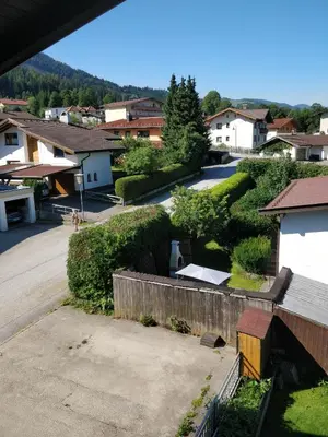 Ein allgemeiner Bergblick oder ein Berglick von der Ferienwohnung aus