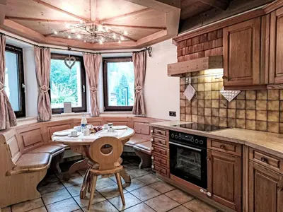 Küche/Küchenzeile in der Unterkunft Holiday Home zur schönen Aussicht by Interhome