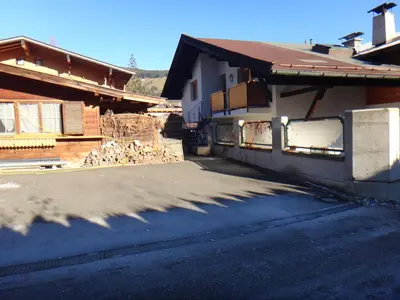 Das Gebäude in dem sich die Ferienwohnung befindet