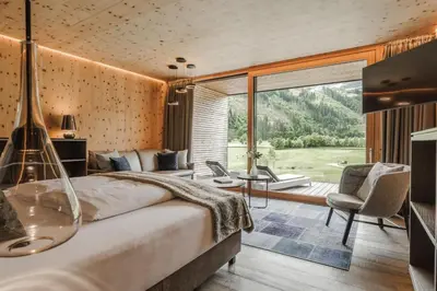 Ein Bett oder Betten in einem Zimmer der Unterkunft Sportresidenz Zillertal - 4 Sterne Superior