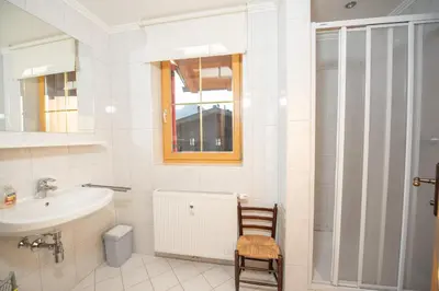 Ein Badezimmer in der Unterkunft Haus Filzstein 145 Top 24
