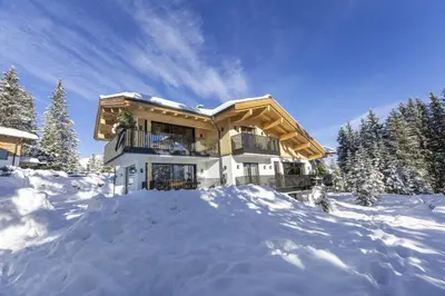 Sam Alm im Winter
