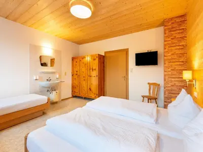 Ein Bett oder Betten in einem Zimmer der Unterkunft House in Fügen near Zillertal Ski Slopes