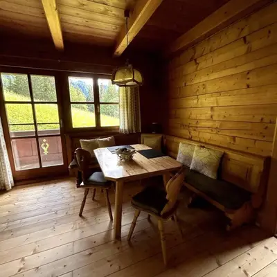Ein Sitzbereich in der Unterkunft Ferienwohnung Luchtmaurer Auszeit