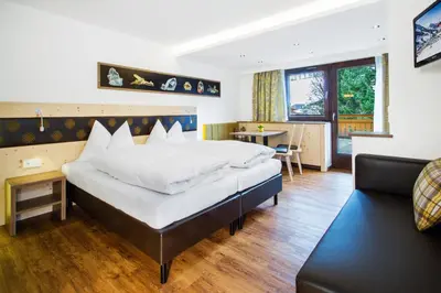 Ein Bett oder Betten in einem Zimmer der Unterkunft Anna Apartments