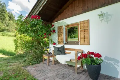 Ein Garten an der Unterkunft Chalet der Erzstadl