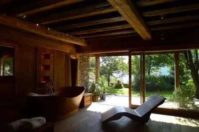 Ein Garten an der Unterkunft Luxus Chalet Mühlermoos
