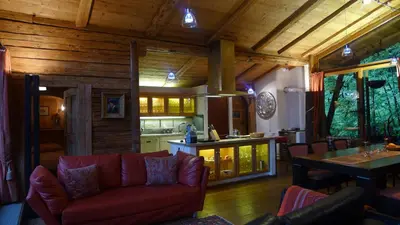 Ein Sitzbereich in der Unterkunft Luxus Chalet Mühlermoos