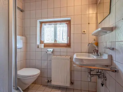 Ein Badezimmer in der Unterkunft Platzhirsch Small