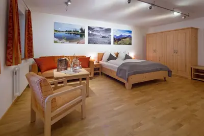 Ein Bett oder Betten in einem Zimmer der Unterkunft Gasthof Maria Kirchental