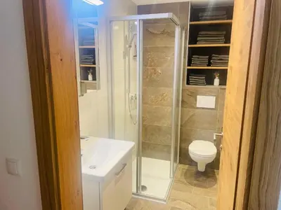 Ein Badezimmer in der Unterkunft Haus Pfister