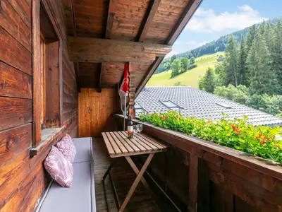 Ein allgemeiner Bergblick oder ein Berglick von der Ferienwohnung aus