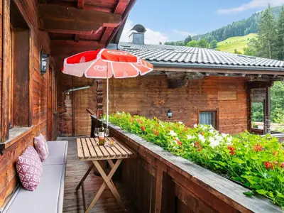 Ein allgemeiner Bergblick oder ein Berglick von der Ferienwohnung aus
