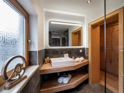 Ein Badezimmer in der Unterkunft Chalet Alexandra