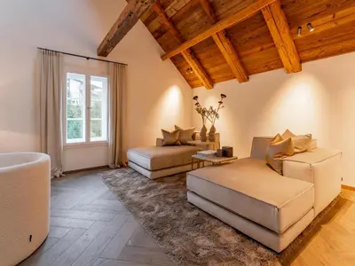Ein Sitzbereich in der Unterkunft Villa Filzer