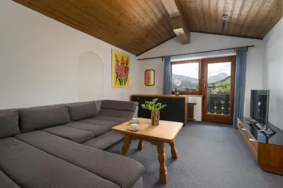 Ein Sitzbereich in der Unterkunft Weinberghof