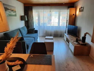 Ein Sitzbereich in der Unterkunft Sonnenalp Ski Juwel