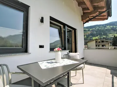 Ein allgemeiner Bergblick oder ein Berglick von der Ferienwohnung aus