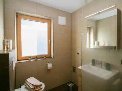 Ein Badezimmer in der Unterkunft Apartment Ferienwohnung Selina by Interhome