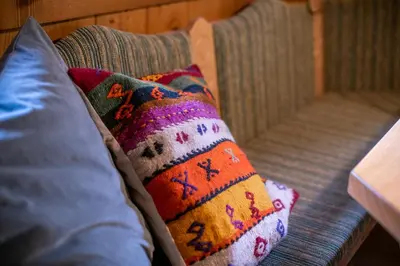 Ein Sitzbereich in der Unterkunft Polle Hütte EG