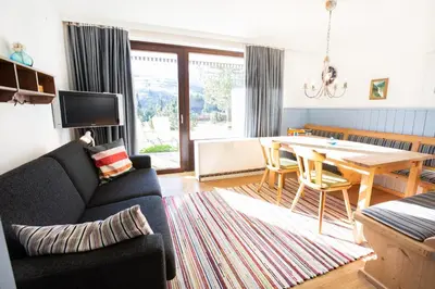 Ein Sitzbereich in der Unterkunft Appartement Steigerbauer 1