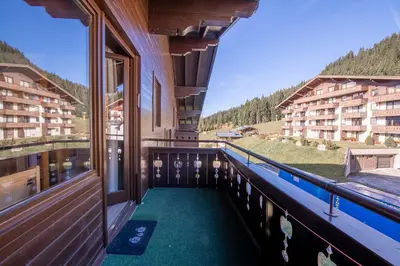 Ein allgemeiner Bergblick oder ein Berglick von der Ferienwohnung aus