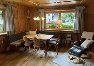 Ein Sitzbereich in der Unterkunft Gartenwohnung Ritter