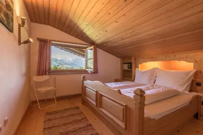 Ein Bett oder Betten in einem Zimmer der Unterkunft Ferienwohnung Neuhaus