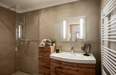 Ein Badezimmer in der Unterkunft Marios Appartement