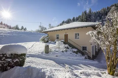 Appartementhaus Glashütte im Winter