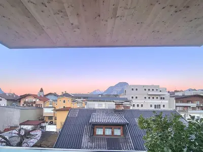 Ein allgemeiner Bergblick oder ein Berglick von der Ferienwohnung aus