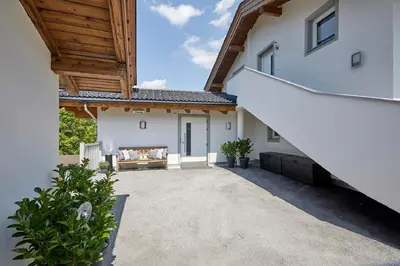 Das Gebäude in dem sich die Ferienwohnung befindet