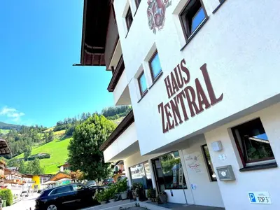 Das Gebäude in dem sich die Ferienwohnung befindet
