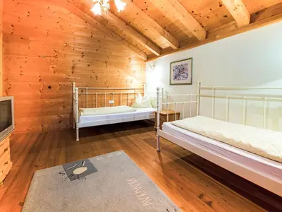 Ein Bett oder Betten in einem Zimmer der Unterkunft Holiday Home Wiesenglück by Interhome