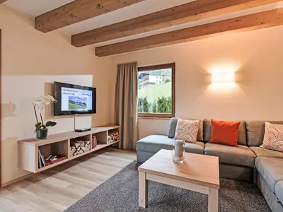 Ein Sitzbereich in der Unterkunft Apartment Resort Tirol Brixen 2 by Interhome