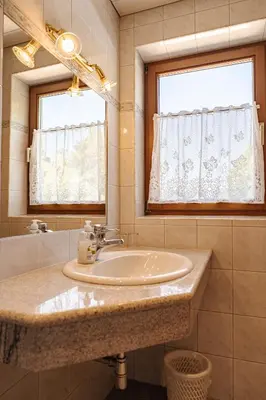 Ein Badezimmer in der Unterkunft Pension Schlossberg
