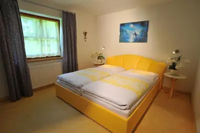 Ein Bett oder Betten in einem Zimmer der Unterkunft Haus Hans-Jörg