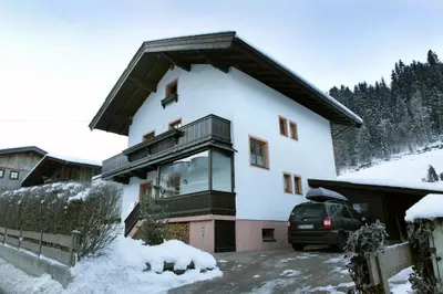 Haus Hans-Jörg im Winter