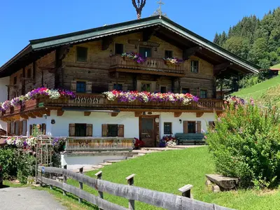 Ein Garten an der Unterkunft Reitstall Henntalhof