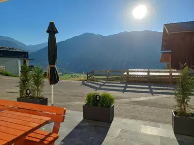 Ein allgemeiner Bergblick oder ein Berglick von der Ferienwohnung aus