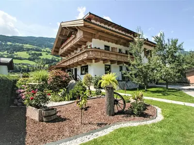 Ein Garten an der Unterkunft Apartment Paradiso by Interhome