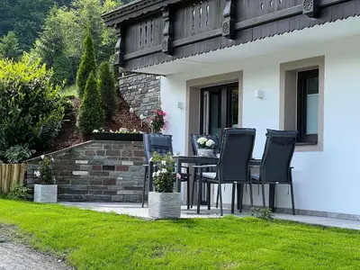 Ein Garten an der Unterkunft Appartement Maria Theresia