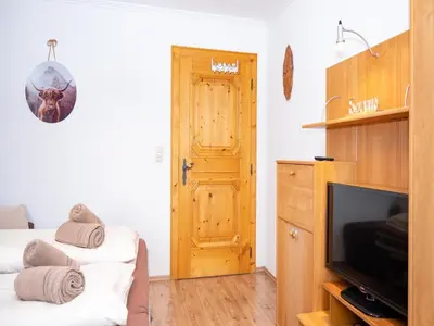 TV/Unterhaltungsangebot in der Unterkunft Farmhouse in Hollersbach with Mountain Views
